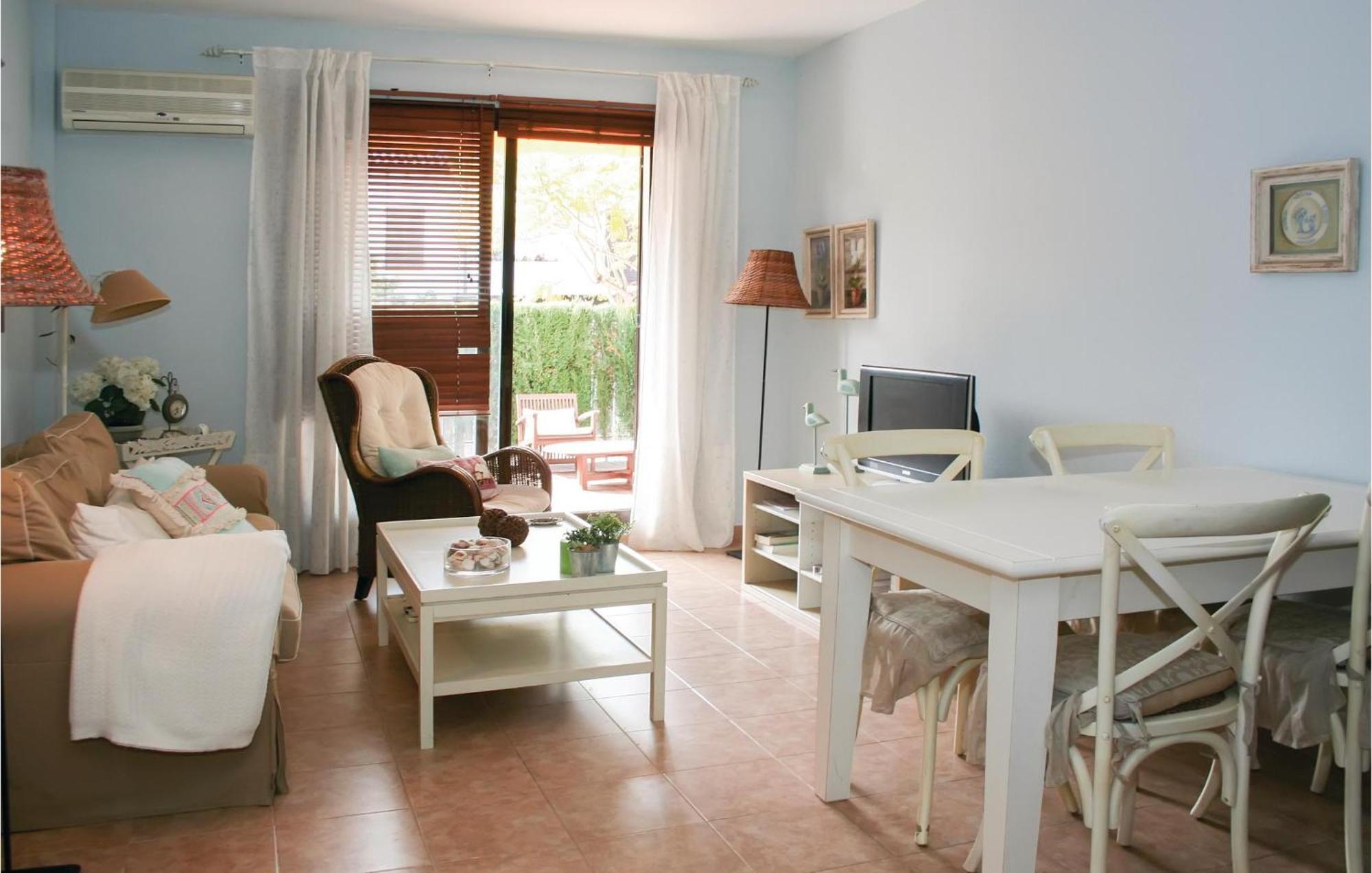 Beautiful Apartment In Alcossebre With Kitchen Экстерьер фото